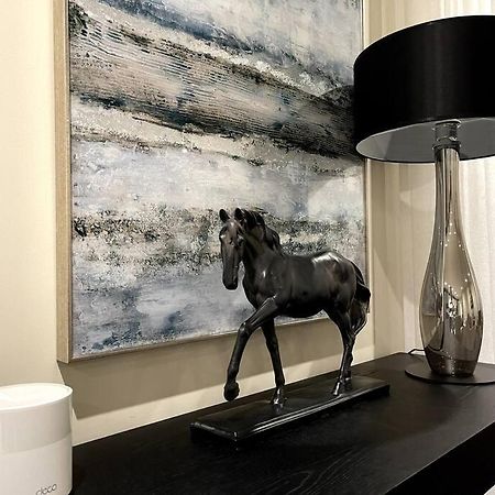 2Br Urban Vista Retreat Chcl F7 Apartment Chigwell Luaran gambar