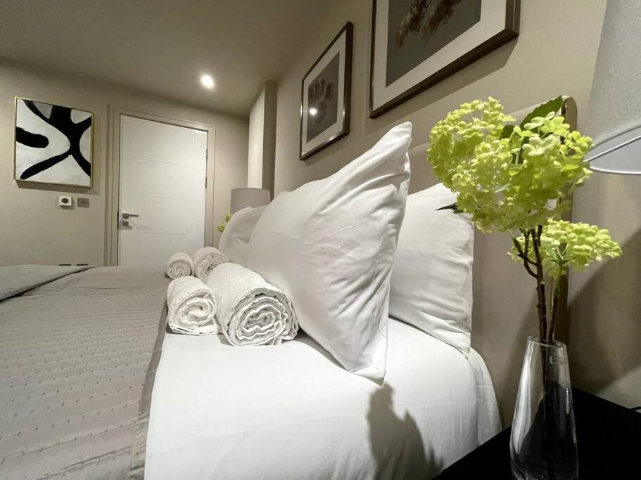 2Br Urban Vista Retreat Chcl F7 Apartment Chigwell Luaran gambar
